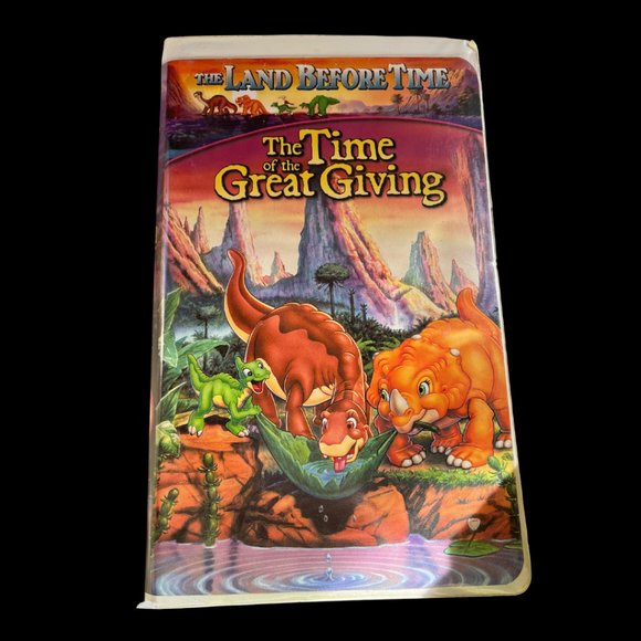 The Land Before Time: The Time of the Great Giving - Picture 1 of 3